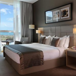 Executive Suite F&B